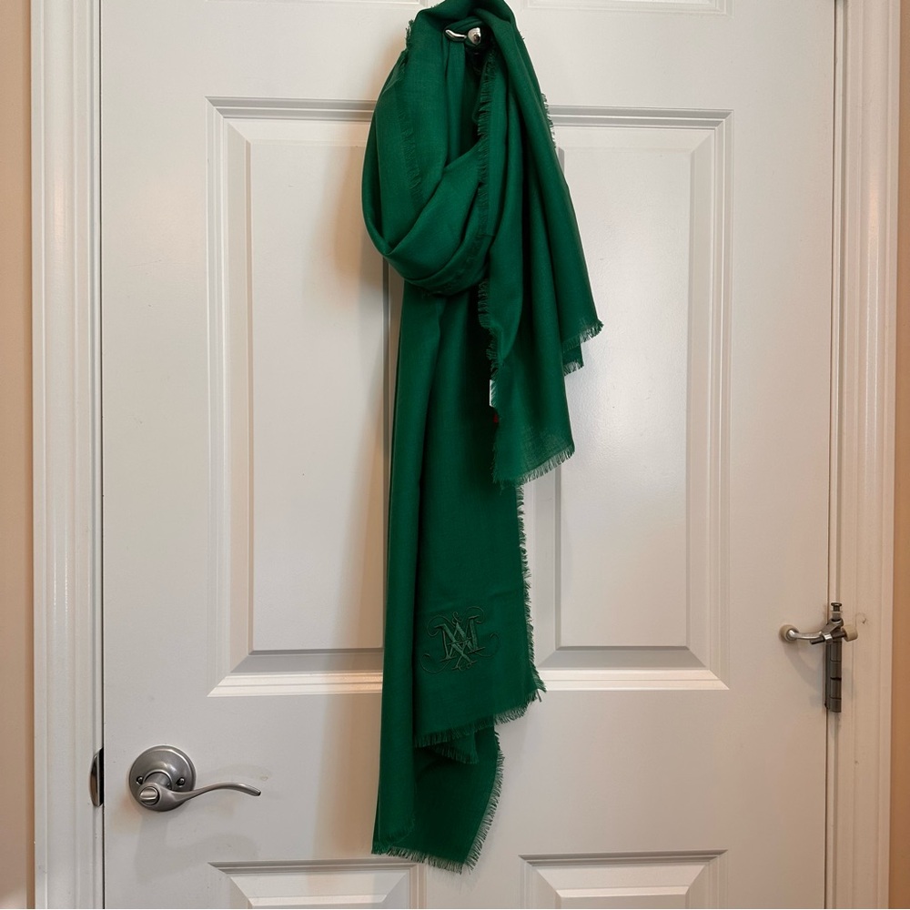 SOLD! Max&Co by Max Mara Label-cut 100% Wool Logo Scarf 🧣 Size: OS Fall/Winte - Picture 5 of 11